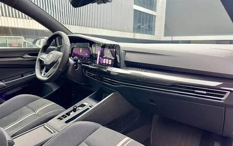 Volkswagen Golf VIII, 2023 год, 1 699 003 рублей, 11 фотография