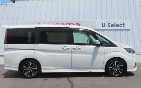 Honda Stepwgn IV, 2020 год, 1 580 000 рублей, 3 фотография