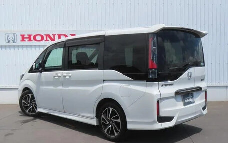 Honda Stepwgn IV, 2020 год, 1 580 000 рублей, 6 фотография