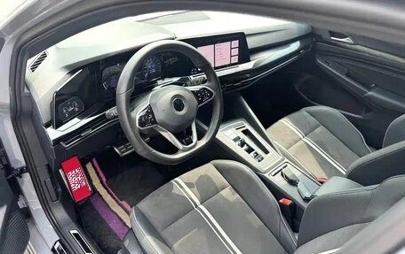 Volkswagen Golf VIII, 2023 год, 1 900 111 рублей, 2 фотография