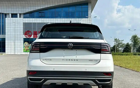 Volkswagen T-Cross I, 2022 год, 1 555 004 рублей, 6 фотография