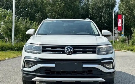 Volkswagen T-Cross I, 2022 год, 1 555 004 рублей, 2 фотография