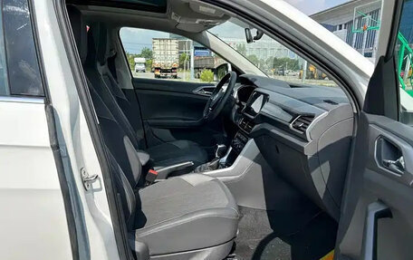 Volkswagen T-Cross I, 2022 год, 1 555 004 рублей, 21 фотография