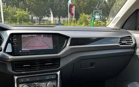 Volkswagen T-Cross I, 2022 год, 1 555 004 рублей, 17 фотография