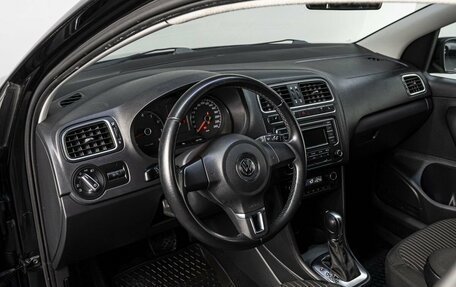 Volkswagen Polo VI (EU Market), 2014 год, 900 000 рублей, 10 фотография
