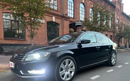 Volkswagen Passat B7, 2012 год, 980 000 рублей, 3 фотография