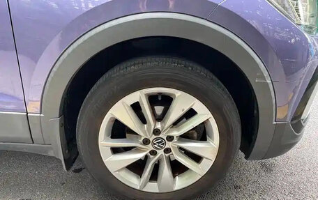 Volkswagen T-Cross I, 2022 год, 1 550 004 рублей, 9 фотография