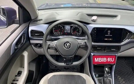 Volkswagen T-Cross I, 2022 год, 1 550 004 рублей, 12 фотография