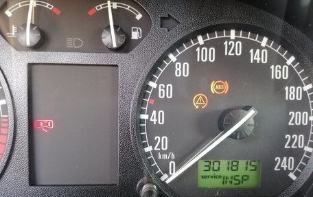 Skoda Fabia I, 2001 год, 300 000 рублей, 12 фотография