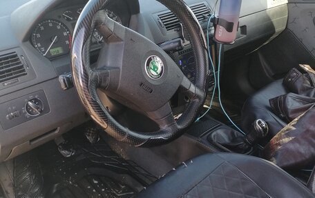 Skoda Fabia I, 2001 год, 300 000 рублей, 10 фотография