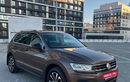 Volkswagen Tiguan II, 2019 год, 2 300 000 рублей, 3 фотография