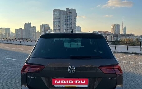 Volkswagen Tiguan II, 2019 год, 2 300 000 рублей, 6 фотография