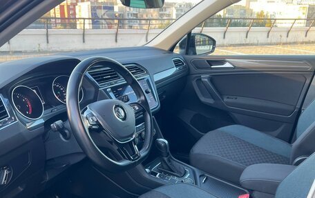Volkswagen Tiguan II, 2019 год, 2 300 000 рублей, 12 фотография