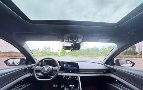 Hyundai Elantra, 2023 год, 1 270 000 рублей, 11 фотография