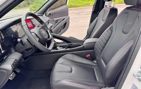 Hyundai Elantra, 2023 год, 1 270 000 рублей, 10 фотография