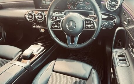 Mercedes-Benz CLA, 2022 год, 3 030 000 рублей, 27 фотография