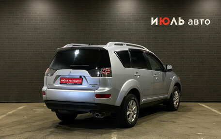 Mitsubishi Outlander III рестайлинг 3, 2007 год, 800 000 рублей, 5 фотография