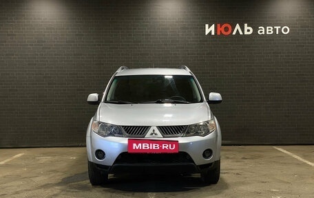 Mitsubishi Outlander III рестайлинг 3, 2007 год, 800 000 рублей, 2 фотография