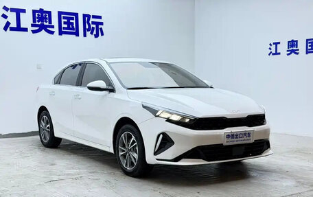 KIA K3, 2023 год, 1 700 000 рублей, 3 фотография