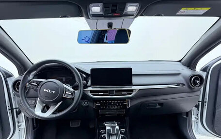 KIA K3, 2023 год, 1 700 000 рублей, 9 фотография