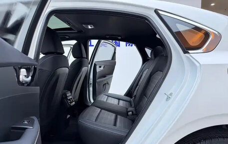 KIA K3, 2023 год, 1 700 000 рублей, 15 фотография