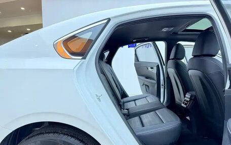 KIA K3, 2023 год, 1 700 000 рублей, 18 фотография