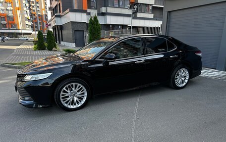 Toyota Camry, 2018 год, 2 935 000 рублей, 9 фотография