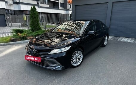 Toyota Camry, 2018 год, 2 935 000 рублей, 5 фотография
