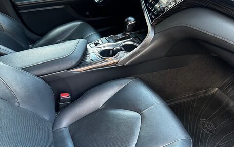 Toyota Camry, 2018 год, 2 935 000 рублей, 18 фотография
