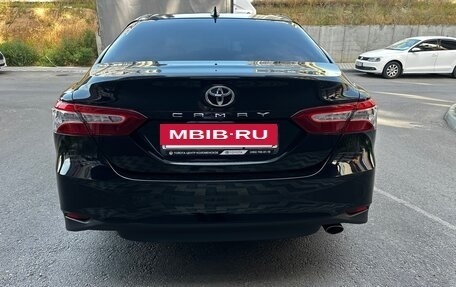 Toyota Camry, 2018 год, 2 935 000 рублей, 11 фотография