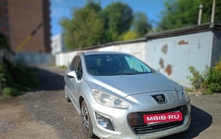 Peugeot 308 II, 2011 год, 390 000 рублей, 2 фотография