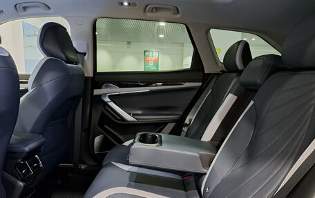 Geely Atlas, 2024 год, 2 700 000 рублей, 15 фотография