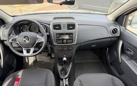 Renault Logan II, 2022 год, 1 230 000 рублей, 10 фотография