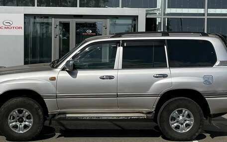 Toyota Land Cruiser 100 рестайлинг 2, 2000 год, 1 550 000 рублей, 5 фотография