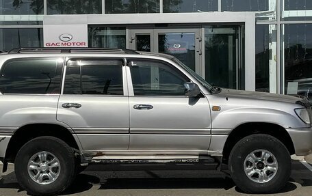 Toyota Land Cruiser 100 рестайлинг 2, 2000 год, 1 550 000 рублей, 4 фотография