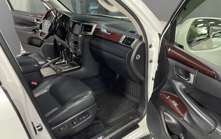 Lexus LX III, 2013 год, 4 750 000 рублей, 18 фотография