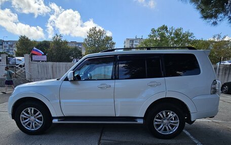 Mitsubishi Pajero IV, 2014 год, 2 230 000 рублей, 4 фотография