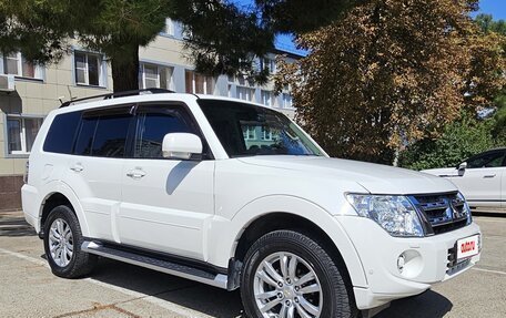 Mitsubishi Pajero IV, 2014 год, 2 230 000 рублей, 2 фотография
