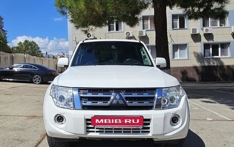 Mitsubishi Pajero IV, 2014 год, 2 230 000 рублей, 3 фотография