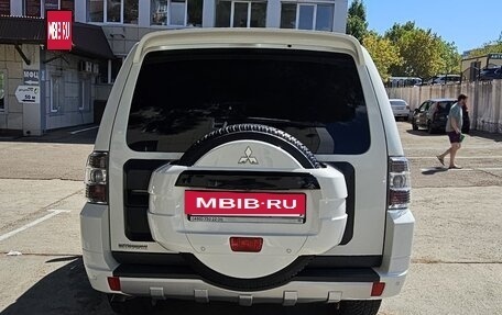 Mitsubishi Pajero IV, 2014 год, 2 230 000 рублей, 6 фотография