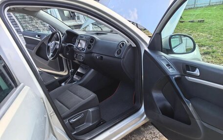 Volkswagen Tiguan I, 2012 год, 999 999 рублей, 11 фотография