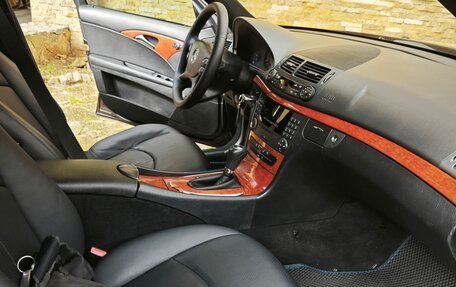Mercedes-Benz E-Класс, 2007 год, 750 000 рублей, 6 фотография