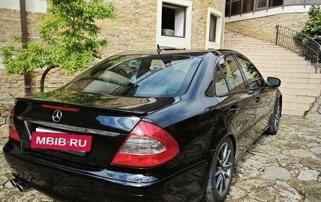 Mercedes-Benz E-Класс, 2007 год, 750 000 рублей, 4 фотография