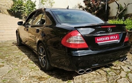 Mercedes-Benz E-Класс, 2007 год, 750 000 рублей, 3 фотография