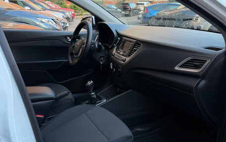 Hyundai Solaris II рестайлинг, 2019 год, 1 400 000 рублей, 17 фотография