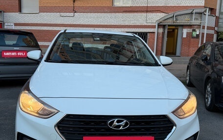 Hyundai Solaris II рестайлинг, 2019 год, 1 400 000 рублей, 3 фотография
