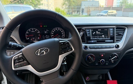 Hyundai Solaris II рестайлинг, 2019 год, 1 400 000 рублей, 16 фотография