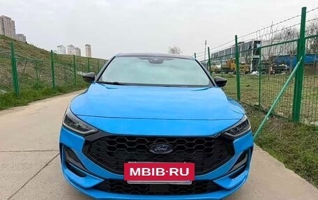 Ford Focus IV, 2022 год, 1 533 000 рублей, 2 фотография