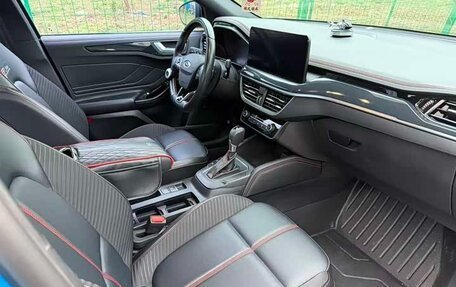 Ford Focus IV, 2022 год, 1 533 000 рублей, 10 фотография