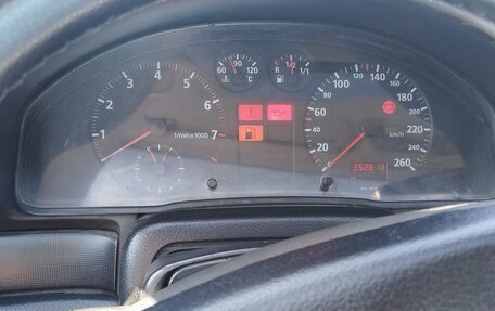Audi A4, 1996 год, 309 000 рублей, 10 фотография